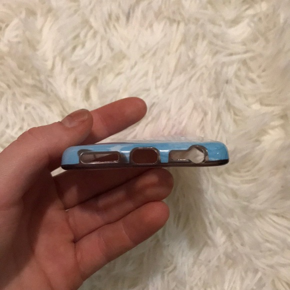 iPhone 6/7 case - Picture 2 of 2